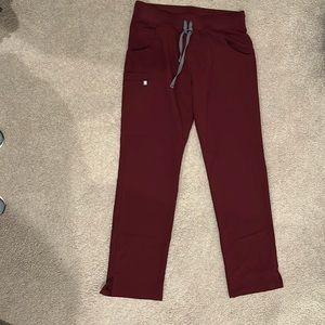 Figs Kade Cargo Scrub Pants Size Medium Tall, Navy